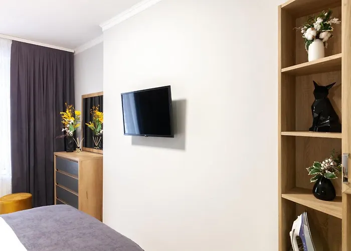Alfa Apartments Kniazia Leva 2